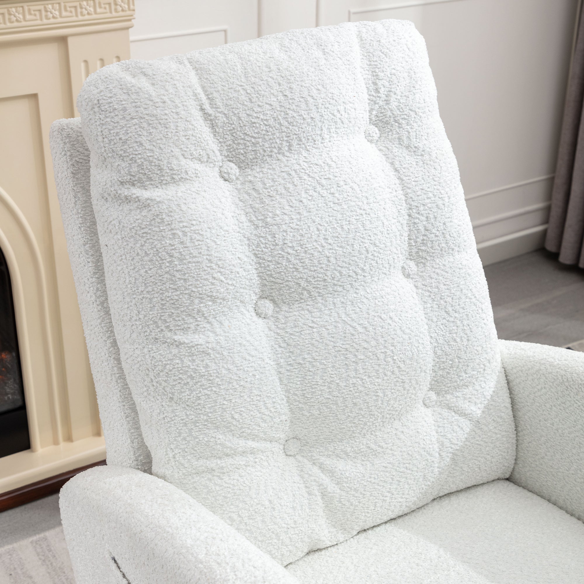 22924047
